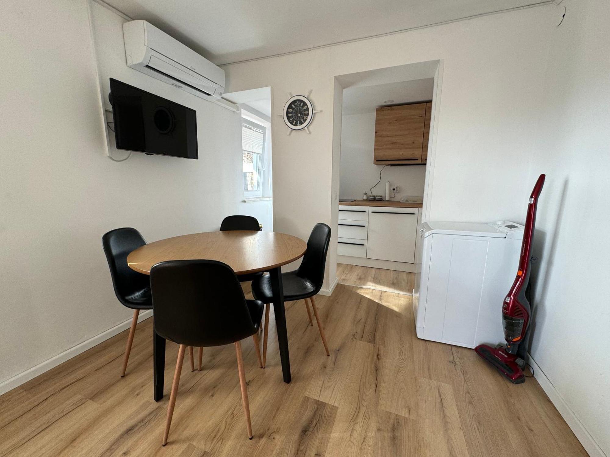 Captain'S Apartment Порторож Экстерьер фото
